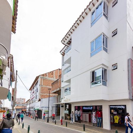 Hotel Gutier Rionegro Kültér fotó